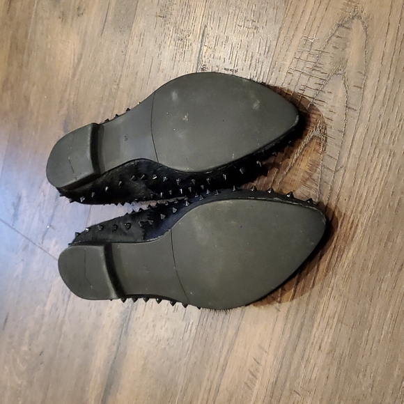 Dolce Vita Leather & Black Fur/Studded Loafers Size 7.5 - Picture 3 of 5